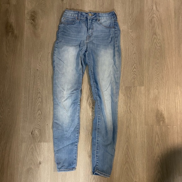 Light Wash Stretchy Skinny Jeans - Picture 2 of 4